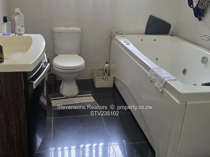 UN Compliant| Fully Furnished Luxury Residence