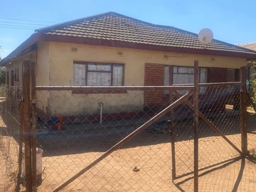 Chiredzi - Makondo House For Sale