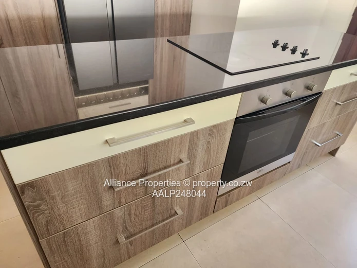 3 Bed Fully Furnished Townhouse Upper East Road