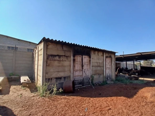 Warehouse & Factory