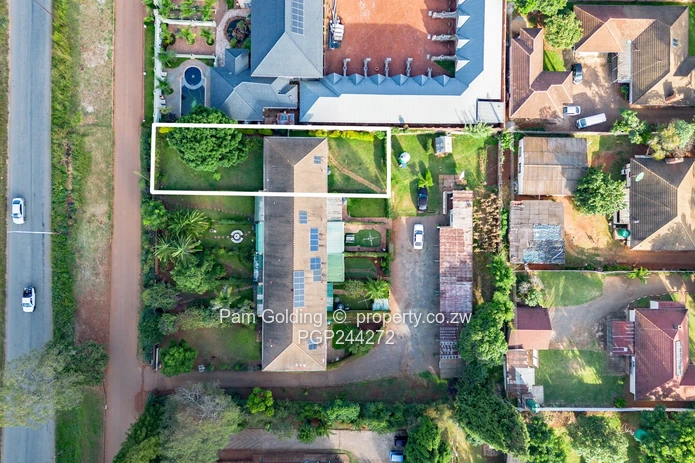 3 Bedroom Duplex Flat for Sale in Eastlea