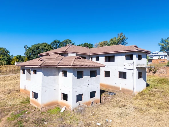 8 Bedroom House