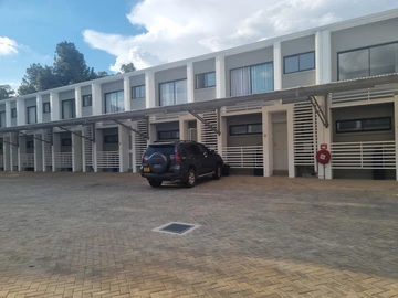 2 Bedroom Flat & Apartment