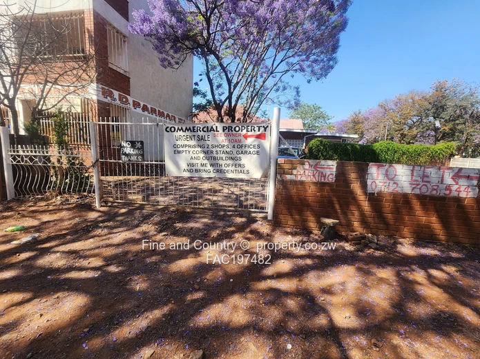 Bulawayo CBD Walled Office - 200m², Parking & Garage (Sole Mandate)