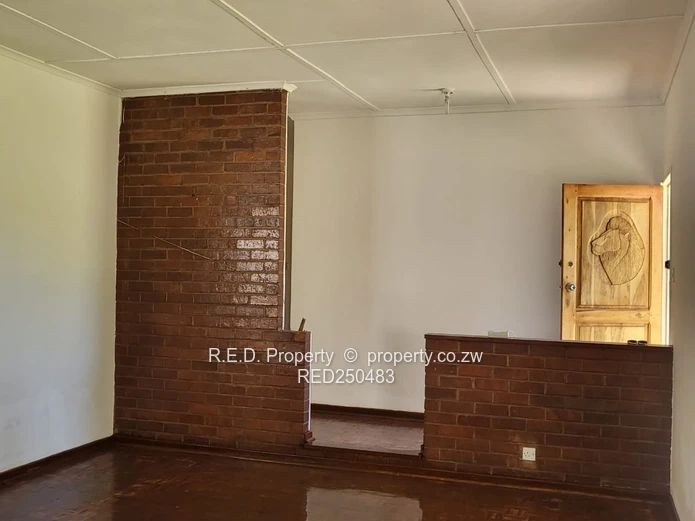 House To Let In Parklands!