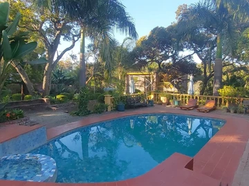 9 Bedroom Townhouse Complex