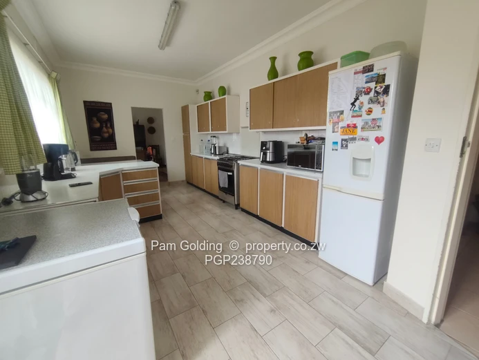 3 Bedroom Residential Property Available For Rent – Milton Park