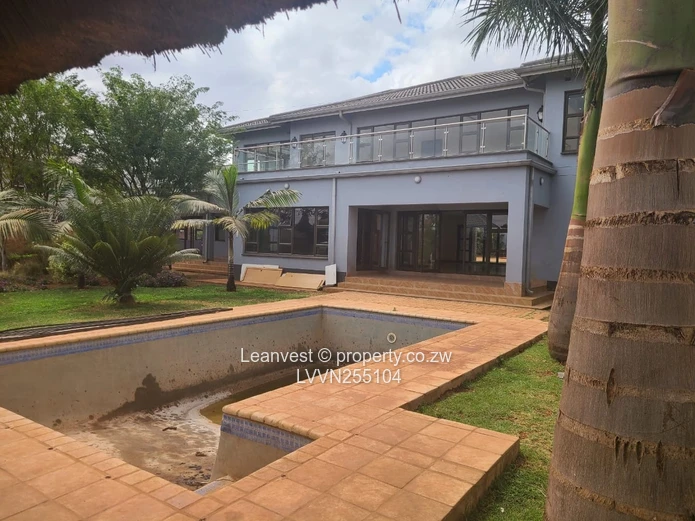 Spacious 6-Bed Home with Pool in Mount Pleasant Heights