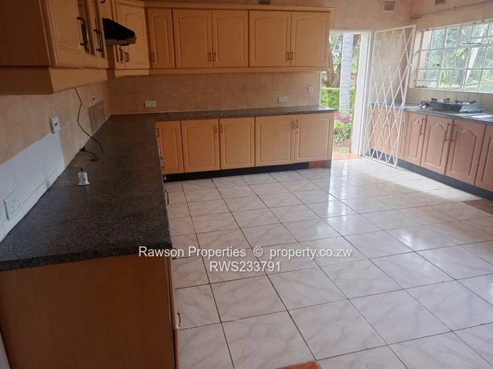 Chinhoyi house for sale