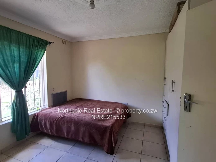 Goromonzi( Majuru ).VERY SPACIOUS