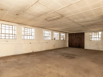 Warehouse & Factory