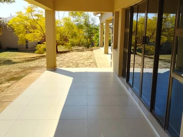 2 Bedroom Garden Flat