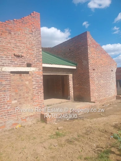 4-Bed Incomplete Brick House on 400m² - Tynwald north