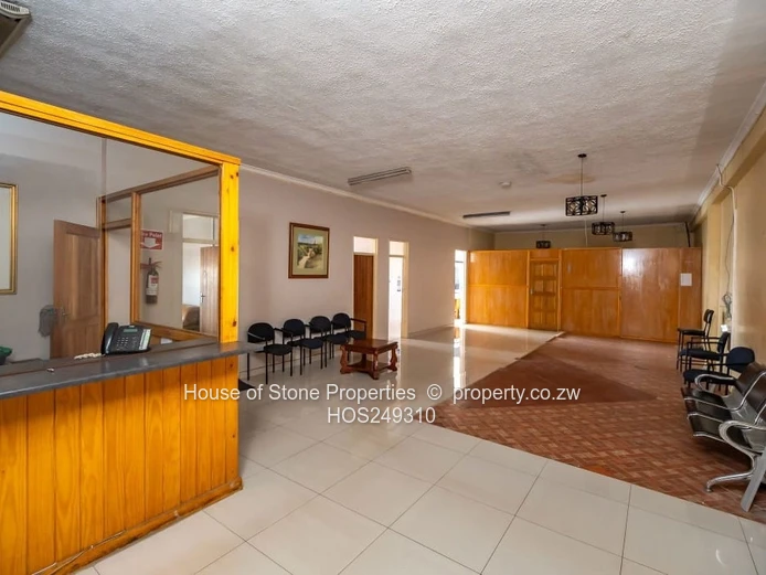 ??Eastlea Commercial Building For Sale