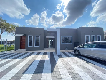 House for sale in Arlington