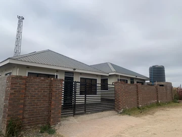 12 Bedroom House