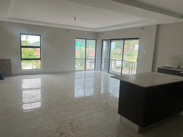 3 Bedroom Flat & Apartment