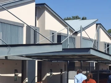 3 Bedroom Flat & Apartment