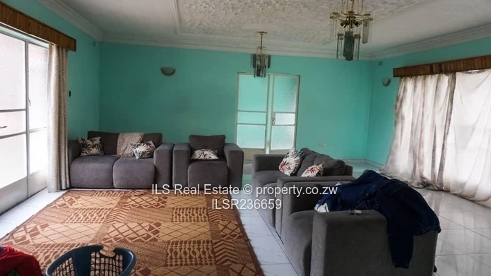 Discover The Perfect Blend Of Comfort And Style!