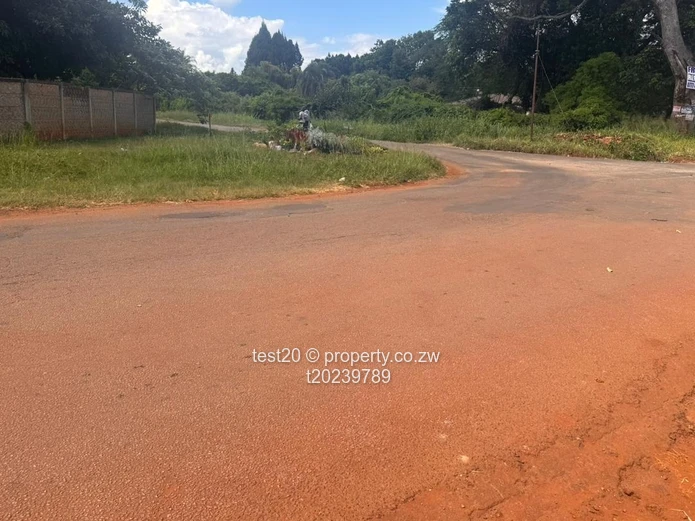 2100 m² Stand with Main Road Frontage & Tarred Access – Greendale