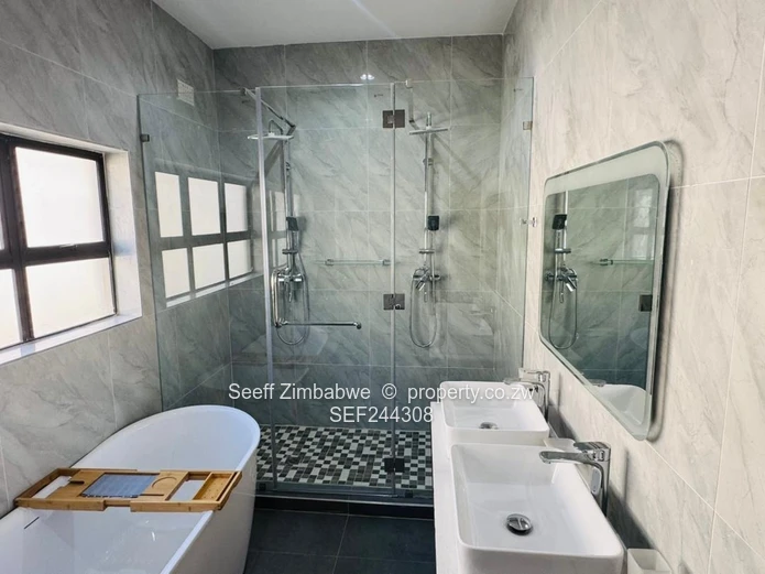 Modern 3-Bed Townhouse In Emerald Hill