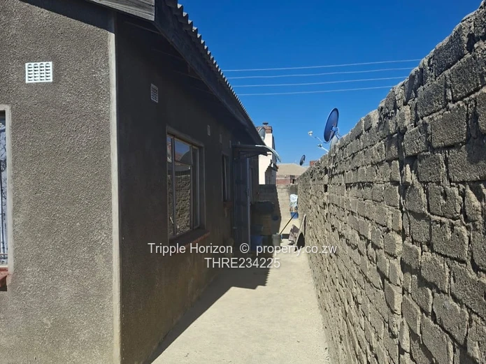 Chitungwiza house for sale  (Sole Mandate)