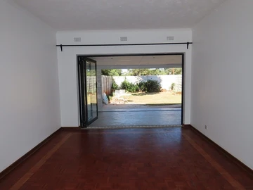 2 Bedroom Garden Flat