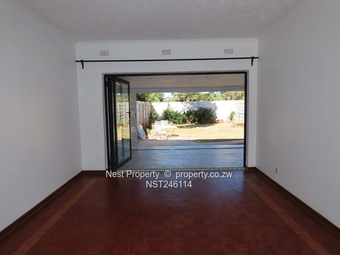 2-Bedroom Garden Flat to Rent in Greystone Park