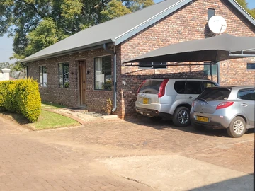 Modern 3 Bedroom Apartment for Sale in Eastlea 