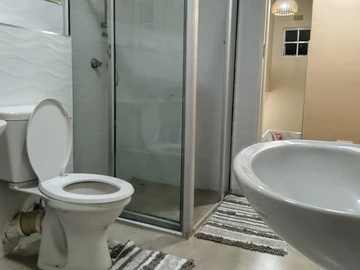 3 Bedroom Garden Flat