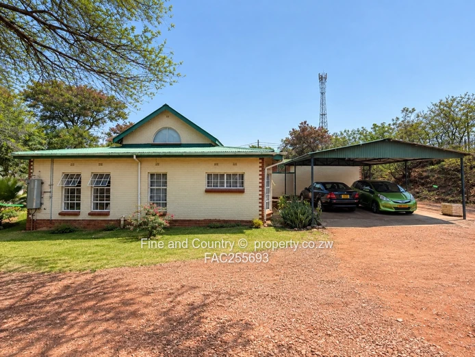 Contemporary Home in Qalisa