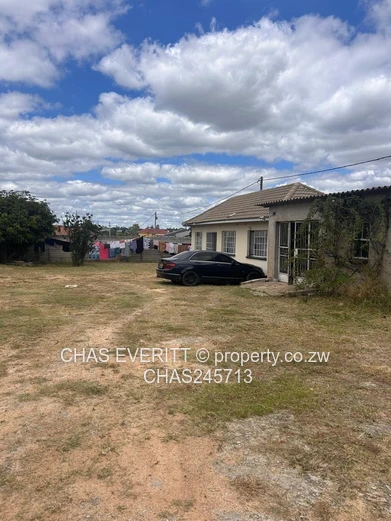 5 Bedroom House for Sale in Zimre Park.