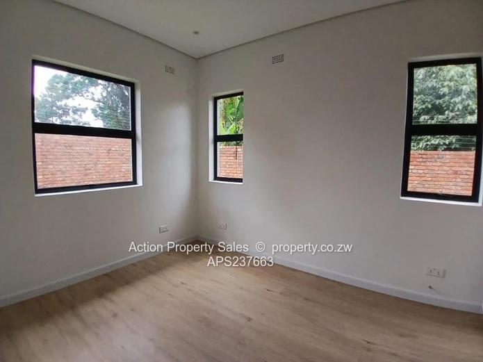 Lovely 3 Bed Family Cluster! 