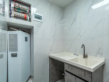 18 Unit Townhouse Complex