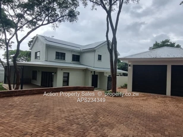 Beautiful Townhouse To Rent In Chisipite!