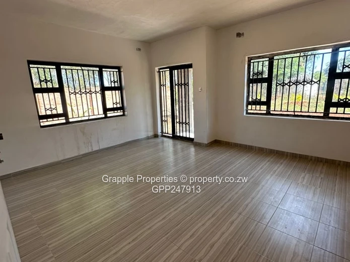 4-Bed Philadelphia Home - Modern Tiles & Borehole