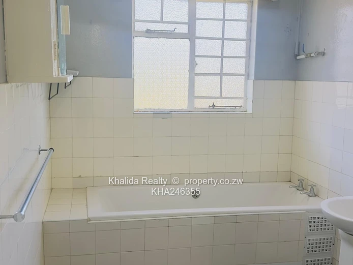 Avondale Flat for rent