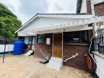 2 Bedroom Garden Flat