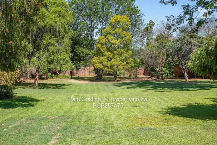 Well Presented Home In Highlands;4208 Sqms. (Sole Mandate)