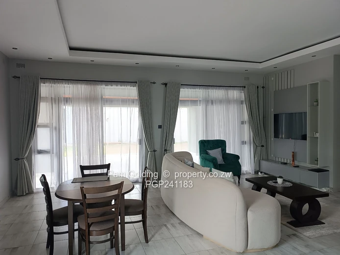 Neat Cluster Home in Peakwood Village!