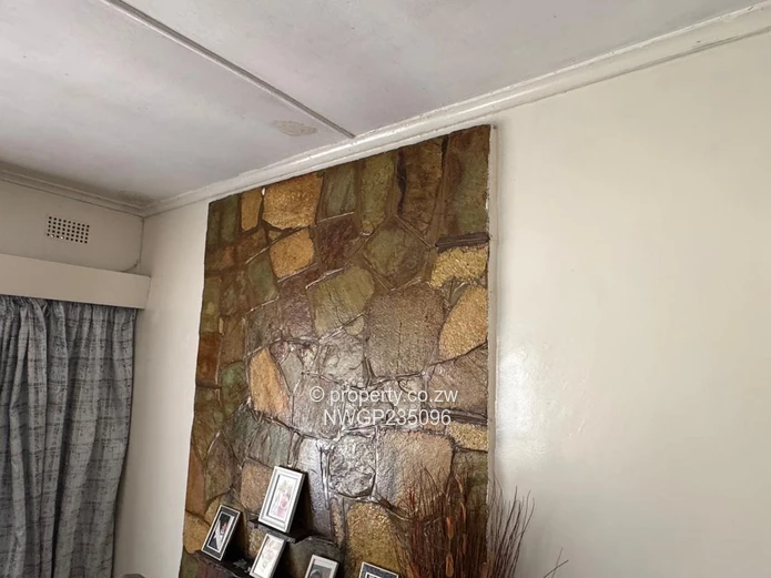 Don’t miss this rare Burnside opportunity!