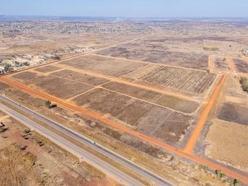 Commercial & Industrial Land