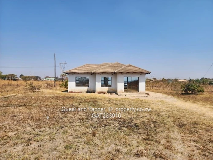 3 Bedroom Cottage for Sale in Norton Damafalls Zimbabwe