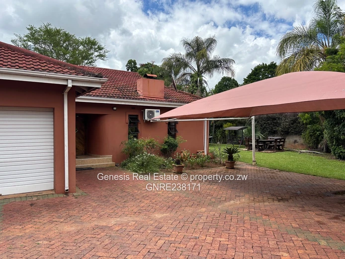 Enchanting 4 bedroom house in the Brooke Golf Estate