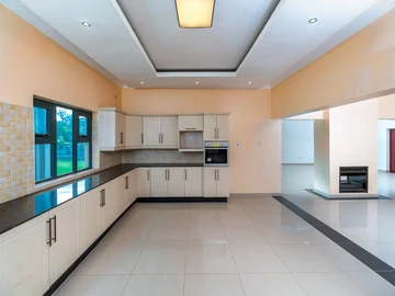 4 Unit Townhouse Complex