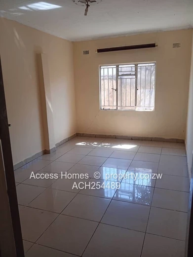 Zengeza 3 House for rent 