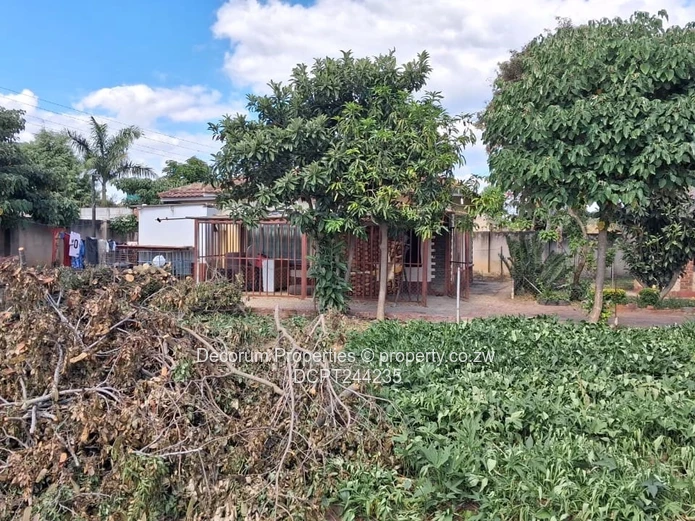 6-Bed Riverside Park Double Storey Home — Borehole 