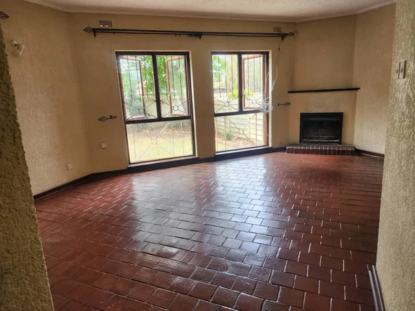 3 Bedroom Flat & Apartment