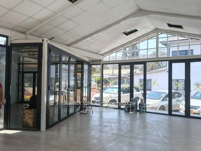 Retail shop for Rent at Arundel Shopping Mall