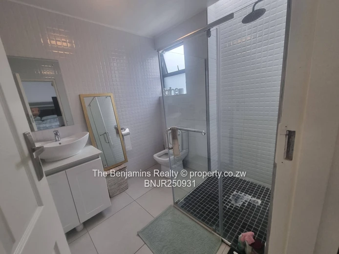 Townhouse In Avondale In A Secure Complex